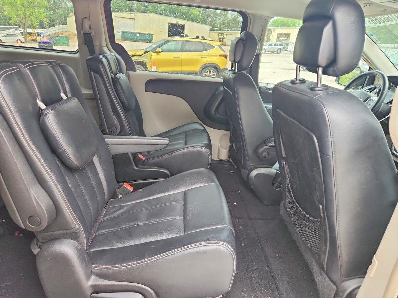 2015 Chrysler Town & Country მანქანა იყიდება აუქციონზე, vin: 2C4RC1BG6FR696263, აუქციონის ნომერი: 59168866