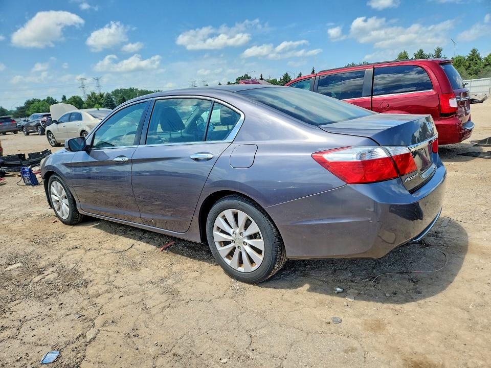 58840996 :رقم المزاد ، 1HGCR2F75FA075977 vin ، 2015 Honda Accord مزاد بيع