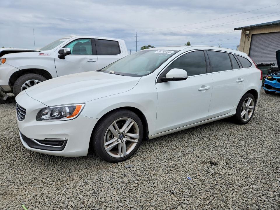 58130366 :رقم المزاد ، YV140MEK7F1258712 vin ، 2015 Volvo V60 مزاد بيع