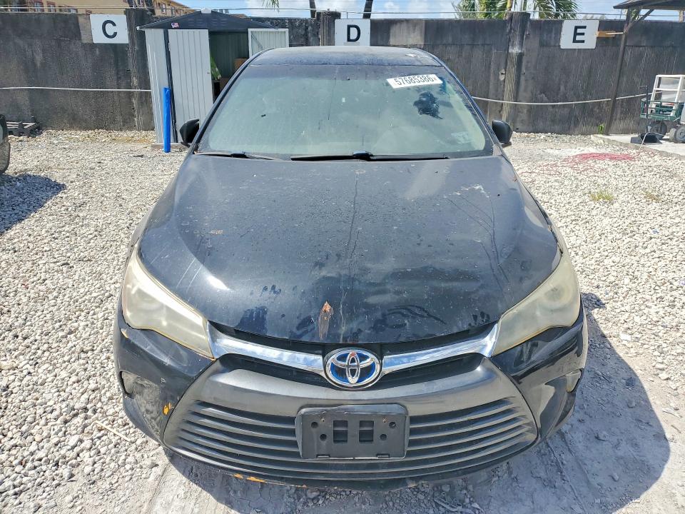 2015 Toyota Camry Hybrid მანქანა იყიდება აუქციონზე, vin: 4T1BD1FK0FU150036, აუქციონის ნომერი: 57685386