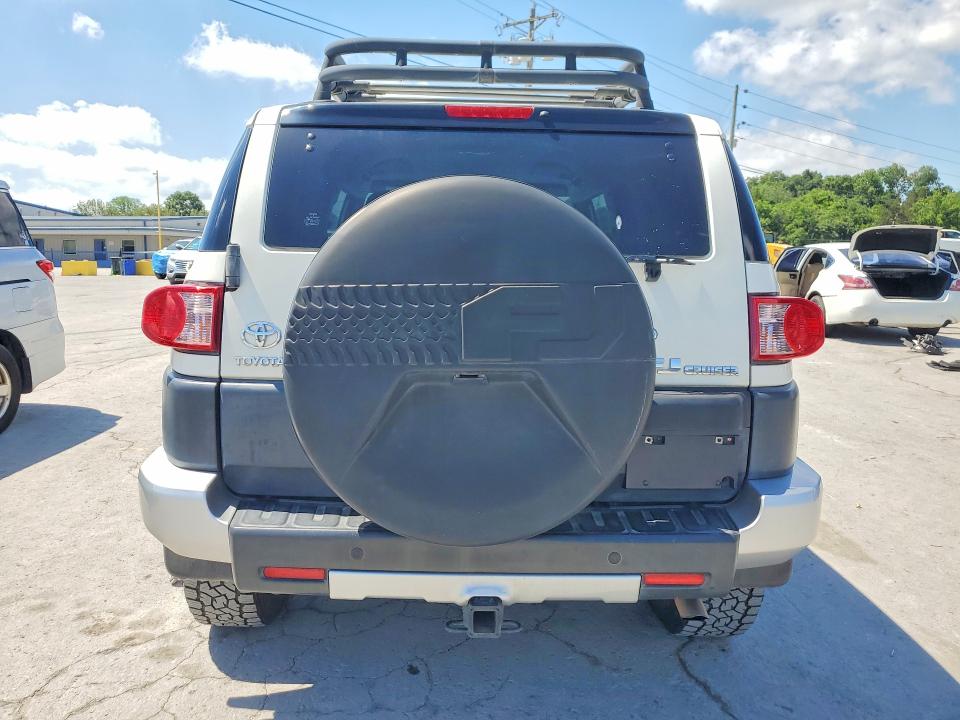 2010 Toyota Fj Cruiser მანქანა იყიდება აუქციონზე, vin: JTEBU4BF8AK090148, აუქციონის ნომერი: 57921606