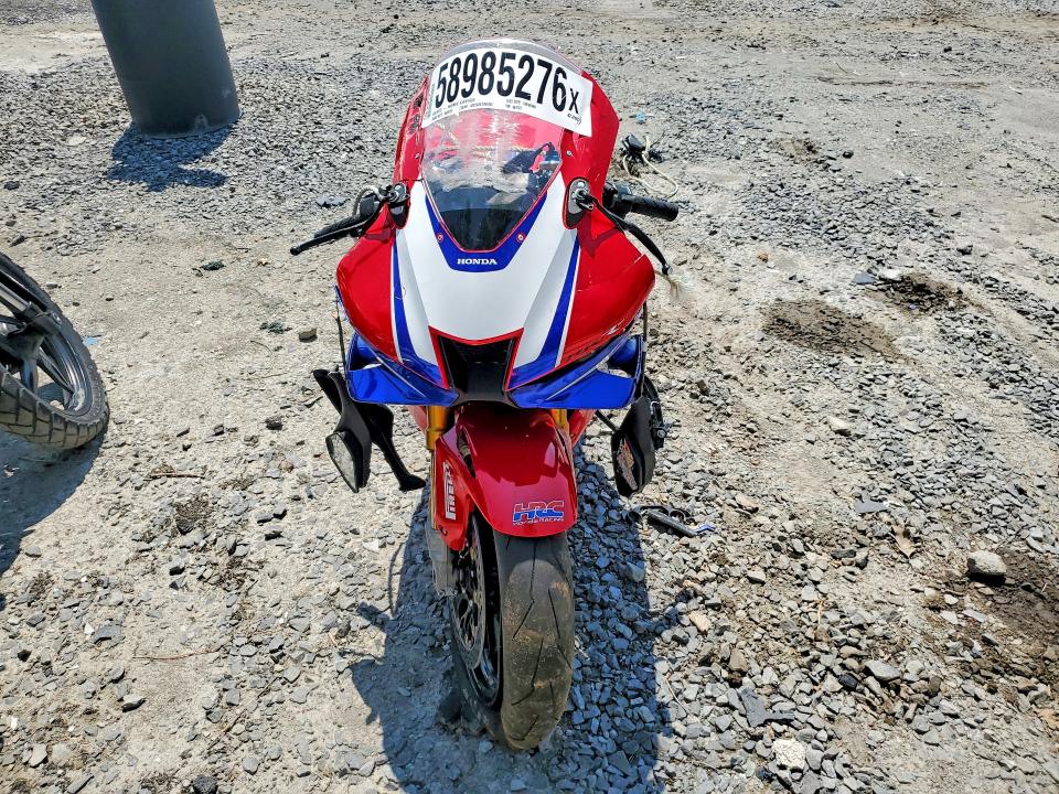 Продажа на аукционе авто 2025 Honda Cbr1000, vin: JH2SC821XSK400120, номер лота: 58985276