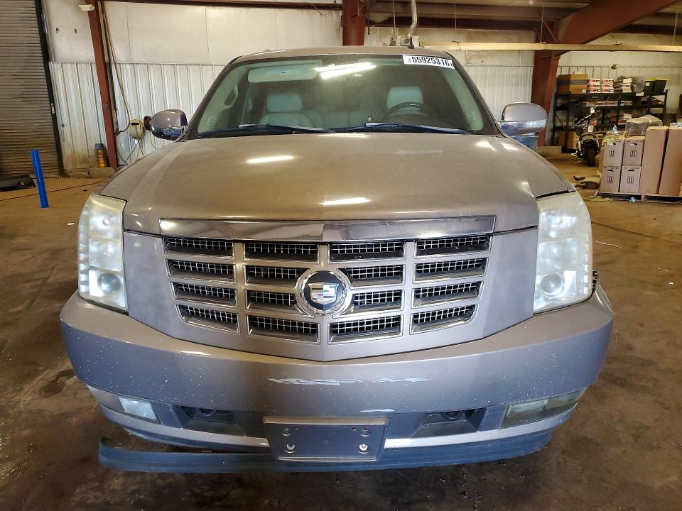 Продаж на аукціоні авто 2007 Cadillac Escalade, vin: 1GYFK63807R315986, номер лоту: 55925316