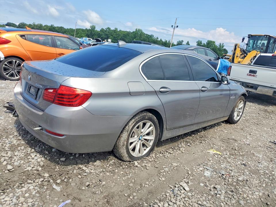 55881516 :رقم المزاد ، WBA5A5C51FD516857 vin ، 2015 Bmw 528 مزاد بيع