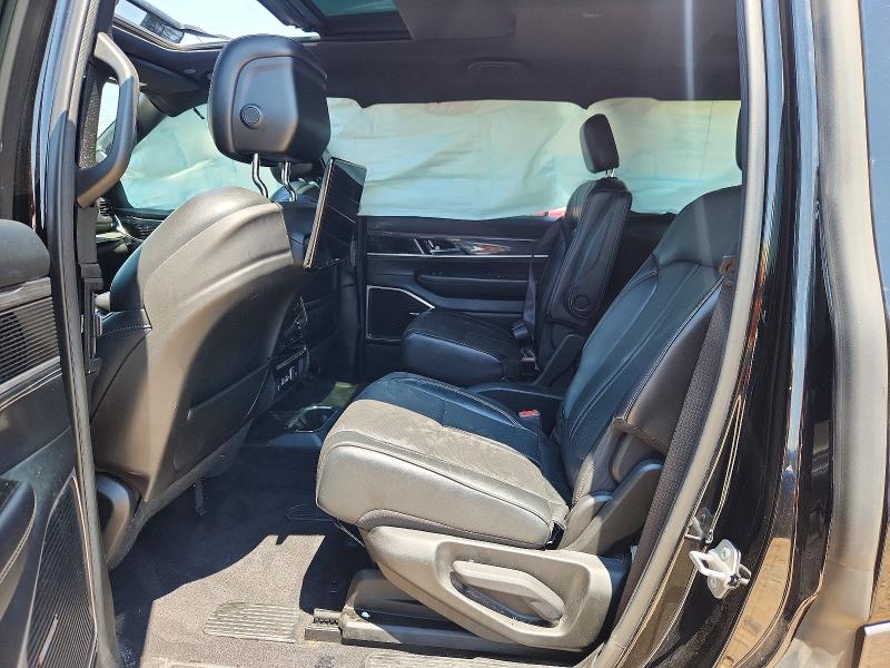 Продаж на аукціоні авто 2022 Jeep Wagoneer, vin: 1C4SJVBT1NS125711, номер лоту: 58792936