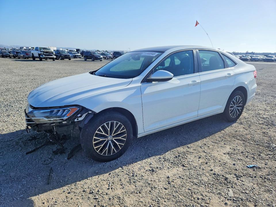 55988946 :رقم المزاد ، 3VWC57BU4LM095524 vin ، 2020 Volkswagen Jetta مزاد بيع