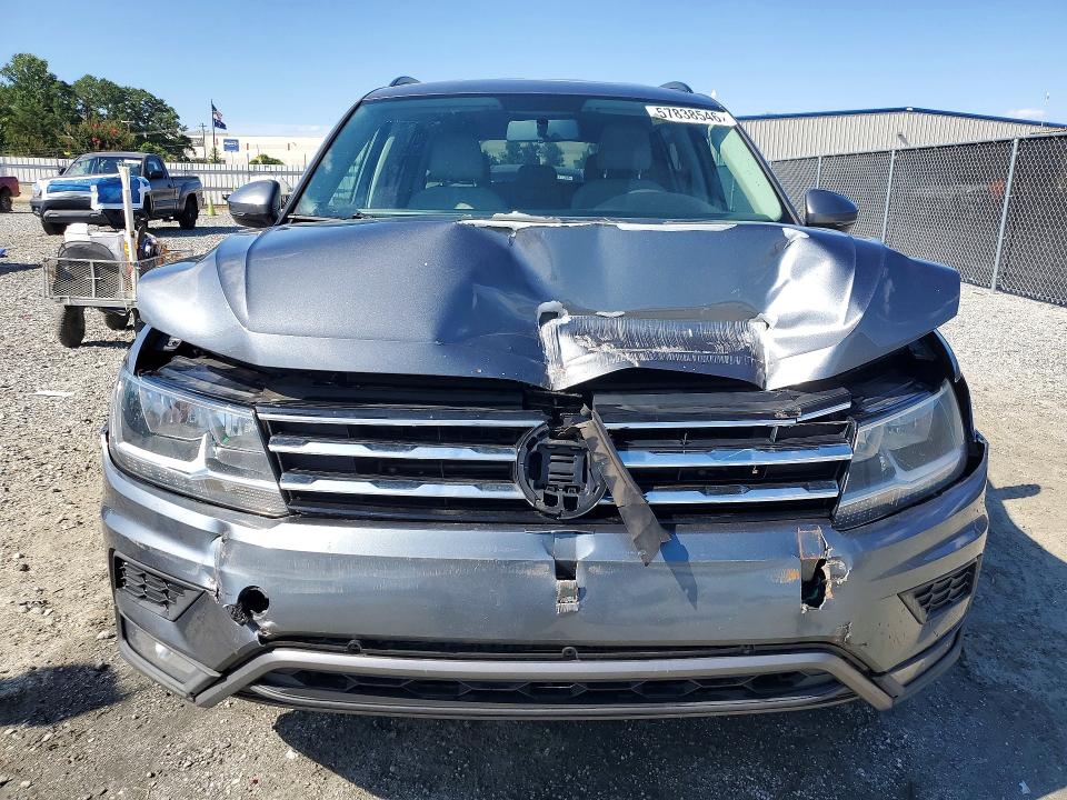 2018 Volkswagen Tiguan მანქანა იყიდება აუქციონზე, vin: 3VV1B7AX6JM019414, აუქციონის ნომერი: 57838546
