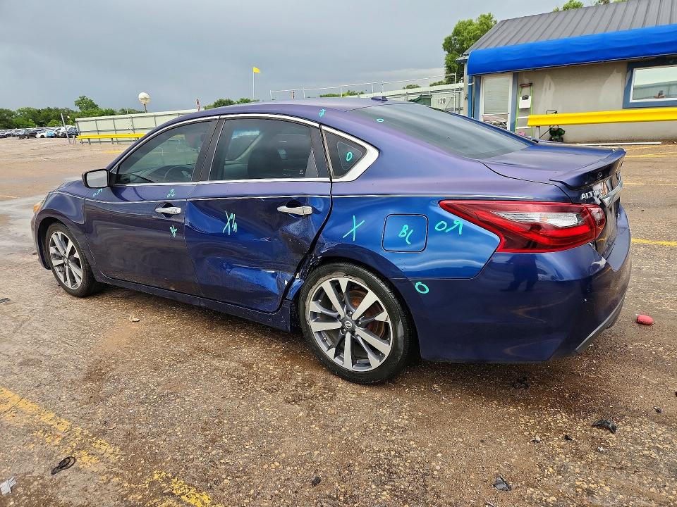 2018 Nissan Altima მანქანა იყიდება აუქციონზე, vin: 1N4AL3AP5JC142407, აუქციონის ნომერი: 57875746