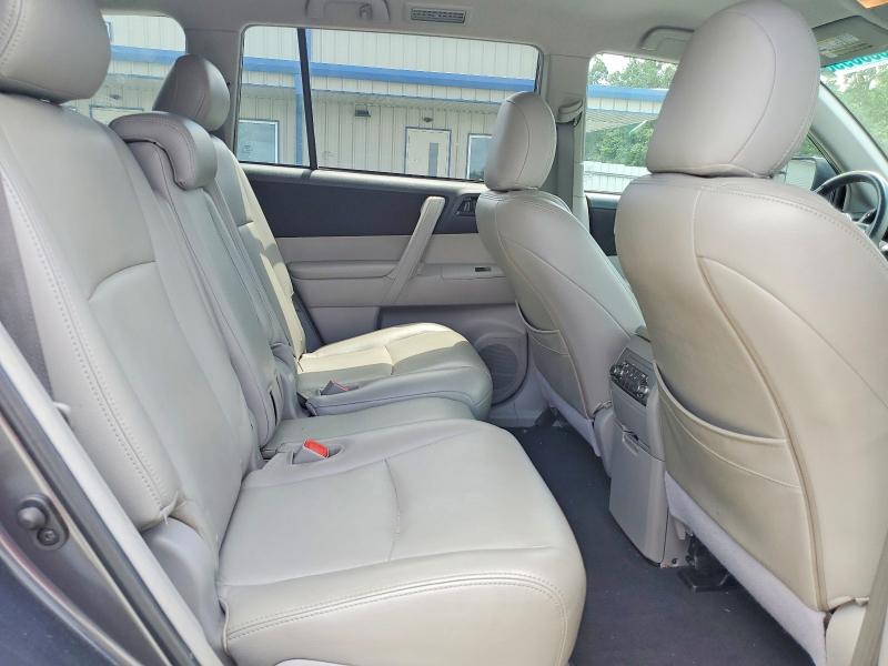2012 Toyota Highlander მანქანა იყიდება აუქციონზე, vin: 5TDZK3EH9CS057767, აუქციონის ნომერი: 95585995