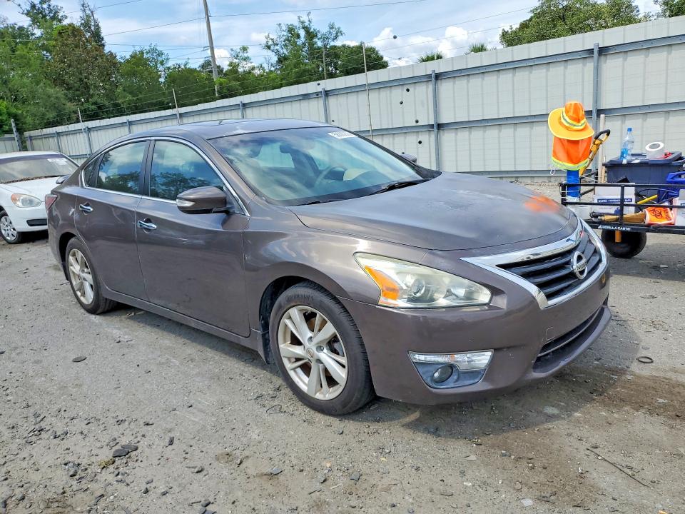 58683836 :رقم المزاد ، 1N4AL3AP8FC257235 vin ، 2015 Nissan Altima مزاد بيع