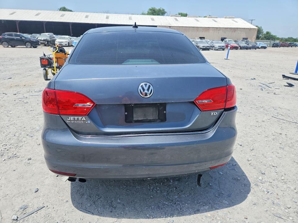2013 Volkswagen Jetta მანქანა იყიდება აუქციონზე, vin: 3VWLL7AJ8DM354207, აუქციონის ნომერი: 85624705