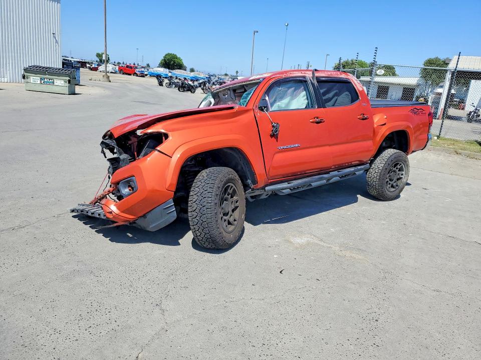 58765826 :رقم المزاد ، 3TMCZ5AN4JM129822 vin ، 2018 Toyota Tacoma مزاد بيع