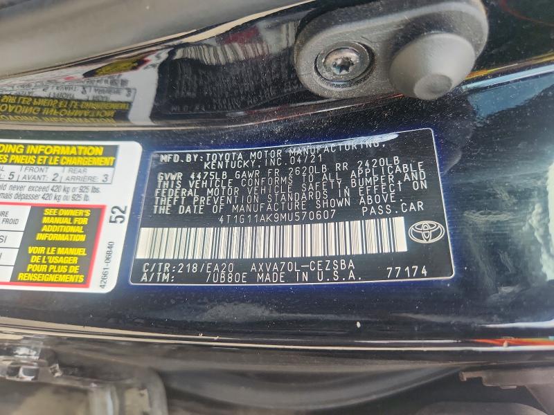 57116916 :رقم المزاد ، 4T1G11AK9MU570607 vin ، 2021 Toyota Camry مزاد بيع
