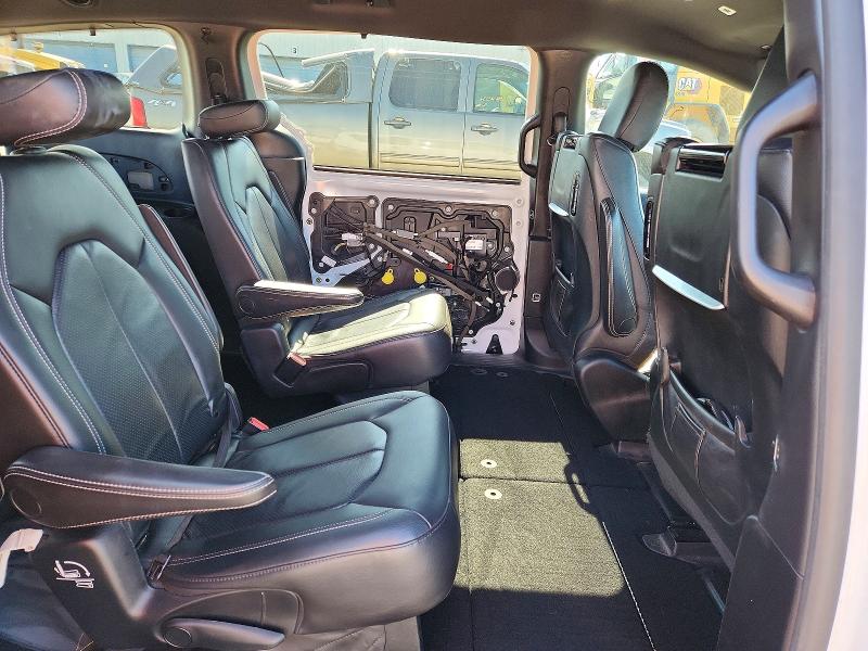 Продаж на аукціоні авто 2019 Chrysler Pacifica, vin: 2C4RC1EG3KR527386, номер лоту: 58411376
