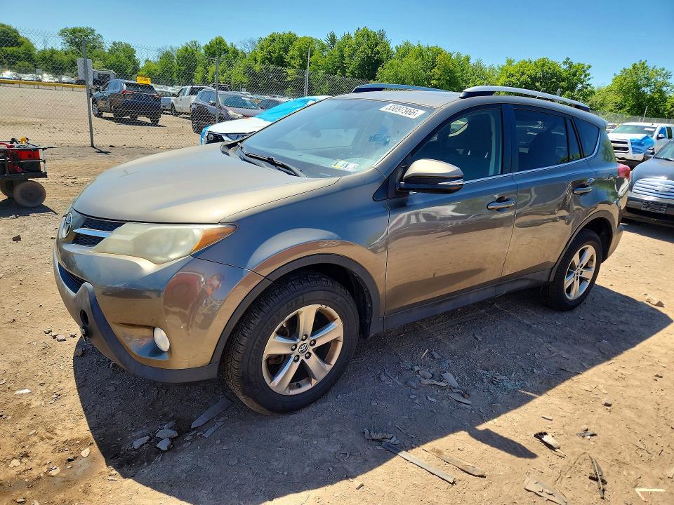 Auction sale of the 2015 Toyota Rav4, vin: JTMRFREV7FD151739, lot number: 55897966