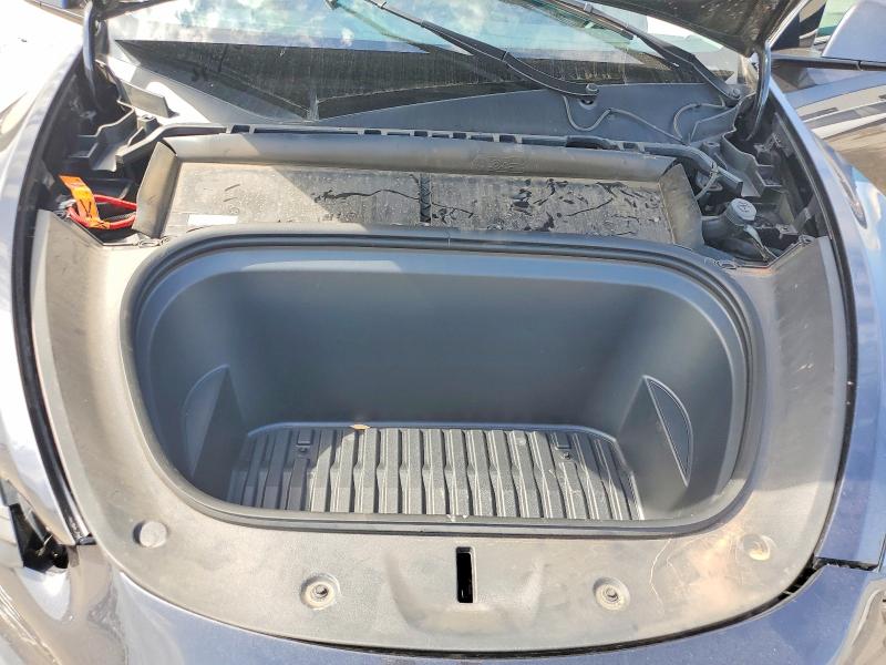 56131946 :رقم المزاد ، 7SAYGDEE7RA278838 vin ، 2024 Tesla Model Y مزاد بيع