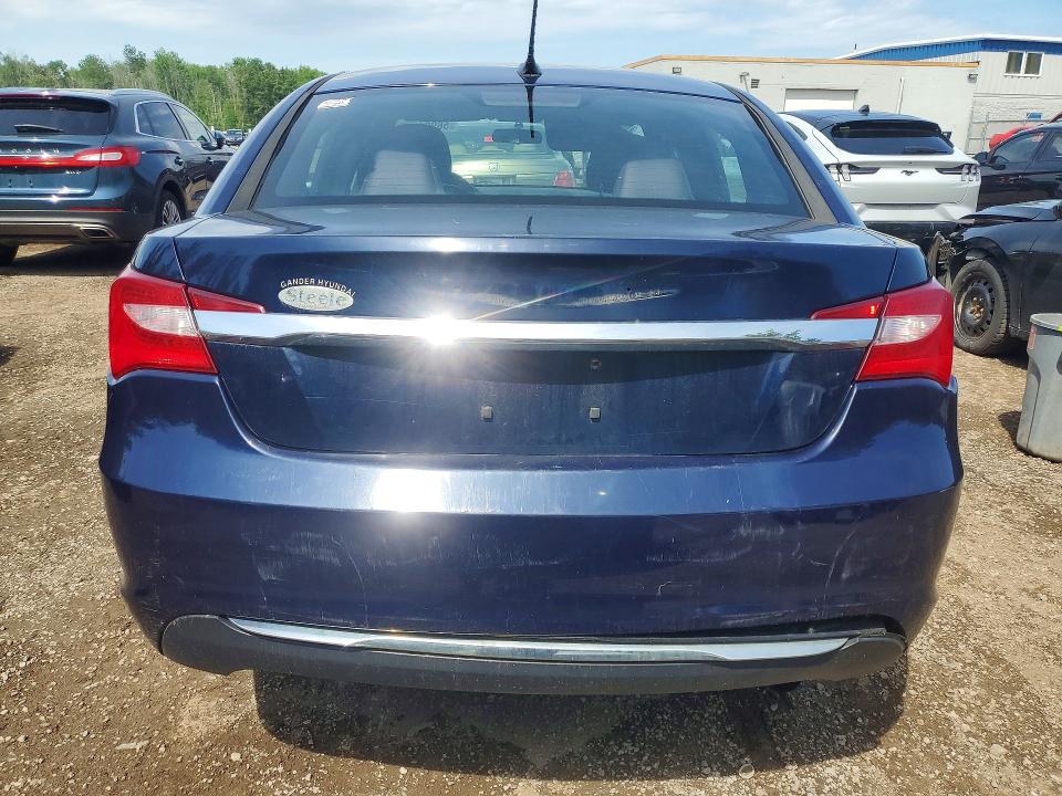 Продажа на аукционе авто 2014 Chrysler 200, vin: 1C3CCBAB5EN111853, номер лота: 56961726