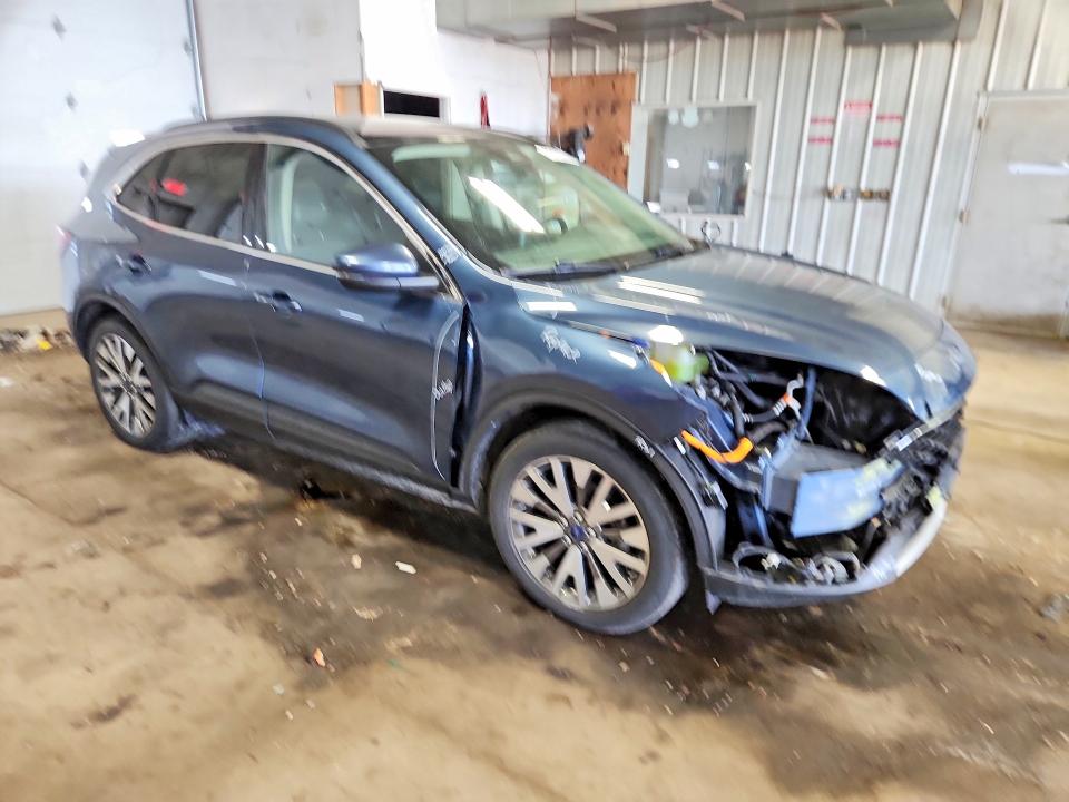 56166206 :رقم المزاد ، 1FMCU9DZ1LUB50903 vin ، 2020 Ford Escape 4d مزاد بيع