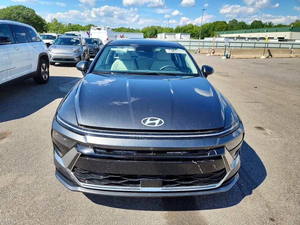 Продажа на аукционе авто 2024 Hyundai Sonata, vin: KMHL64JA9RA411863, номер лота: 58744006