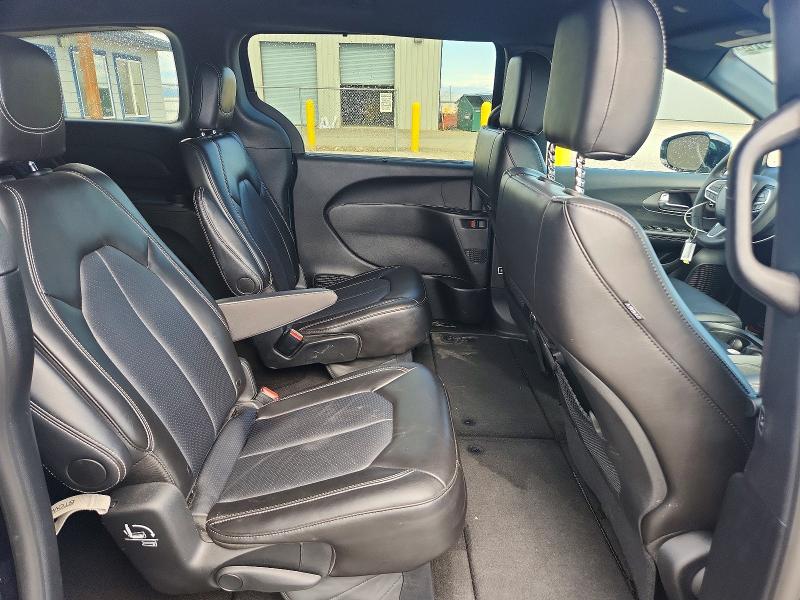 Auction sale of the 2025 Chrysler Pacifica, vin: 2C4RC1BG9SR509561, lot number: 58429736