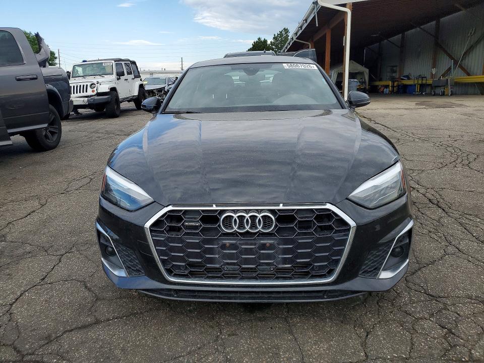 58067026 :رقم المزاد ، WAUDACF57MA003686 vin ، 2021 Audi A5 مزاد بيع
