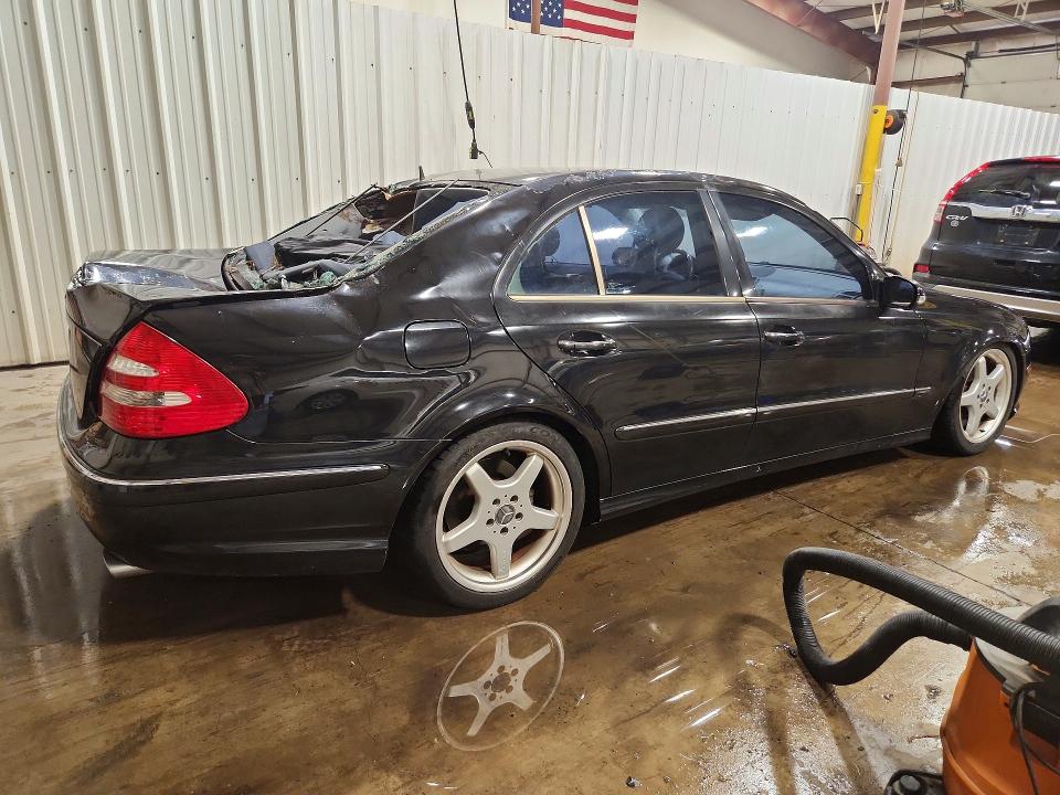 59234876 :رقم المزاد ، WDBUF65J25A699961 vin ، 2005 Mercedes-benz E مزاد بيع