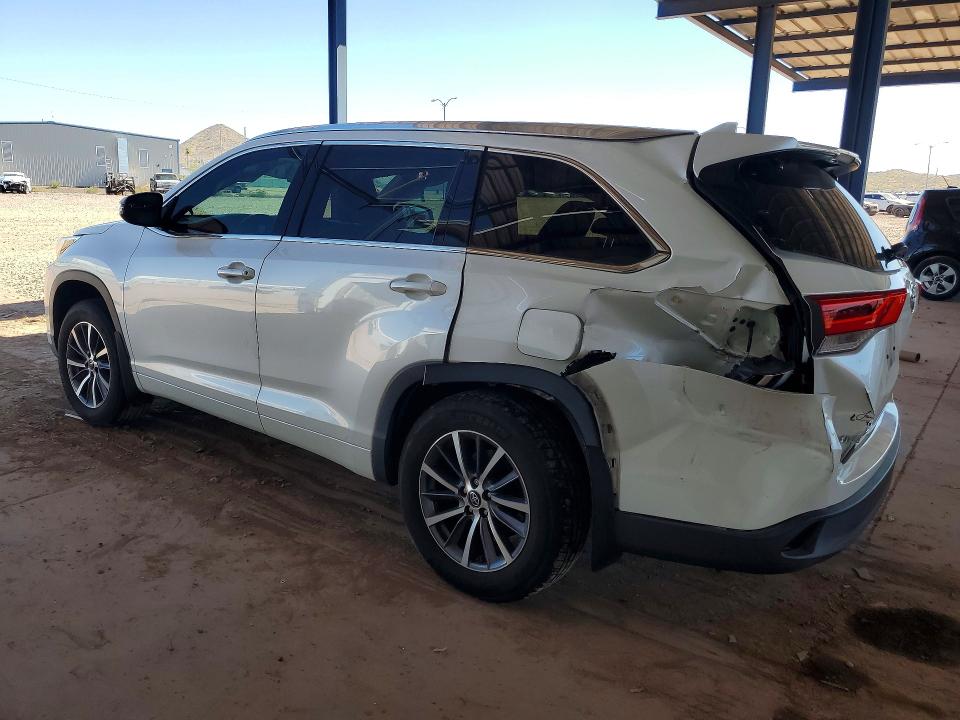 Продажа на аукционе авто 2017 Toyota Highlander, vin: 5TDJZRFH4HS426178, номер лота: 56889516