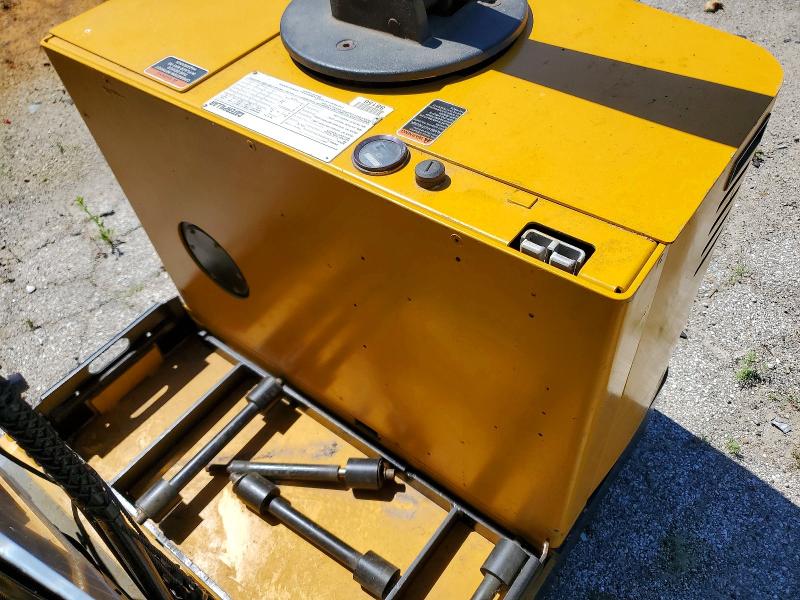 57414746 :رقم المزاد ، 1NRP01141 vin ، 2015 Other Industrial E260 مزاد بيع