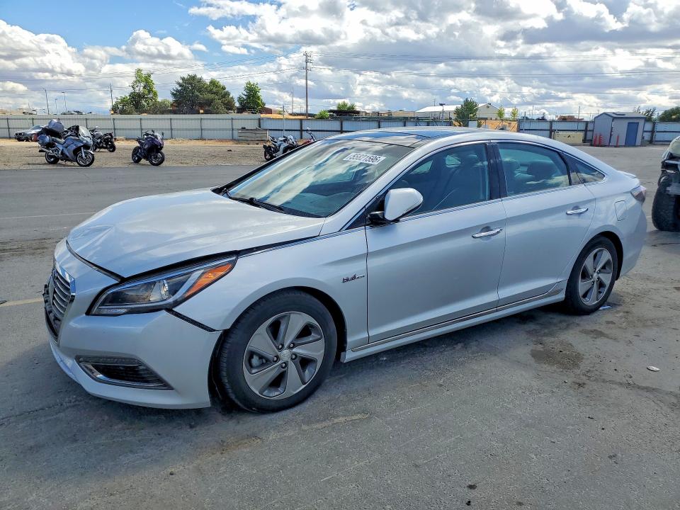 2016 Hyundai Sonata Hybrid მანქანა იყიდება აუქციონზე, vin: KMHE34L10GA009130, აუქციონის ნომერი: 55821596