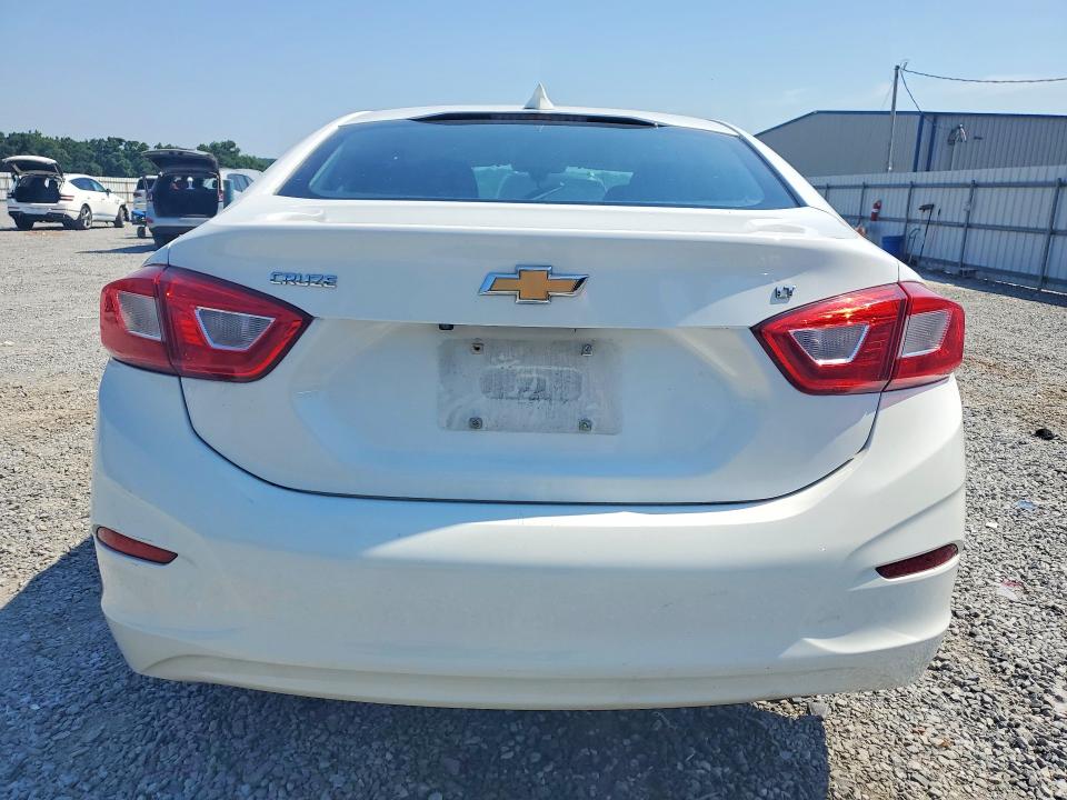 Aukcja sprzedaży 2018 Chevrolet Cruze, vin: 1G1BE5SM4J7106122, numer aukcji: 57137596