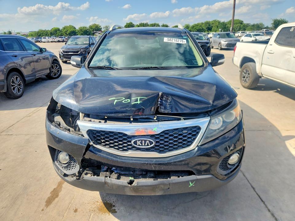2013 Kia Sorento მანქანა იყიდება აუქციონზე, vin: 5XYKU4A28DG356720, აუქციონის ნომერი: 58218276