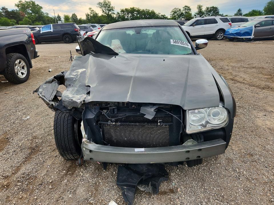 Продажа на аукционе авто 2008 Chrysler 300c, vin: 2C3KA63H58H136968, номер лота: 58910516