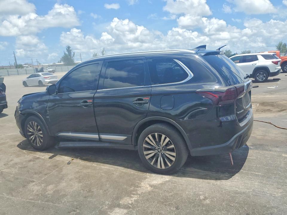 56566676 :رقم المزاد ، JA4AD3A39LZ004755 vin ، 2020 Mitsubishi Outlander مزاد بيع