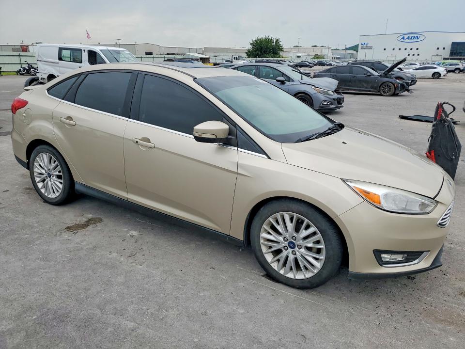 2018 Ford Focus მანქანა იყიდება აუქციონზე, vin: 1FADP3J23JL289749, აუქციონის ნომერი: 55643956