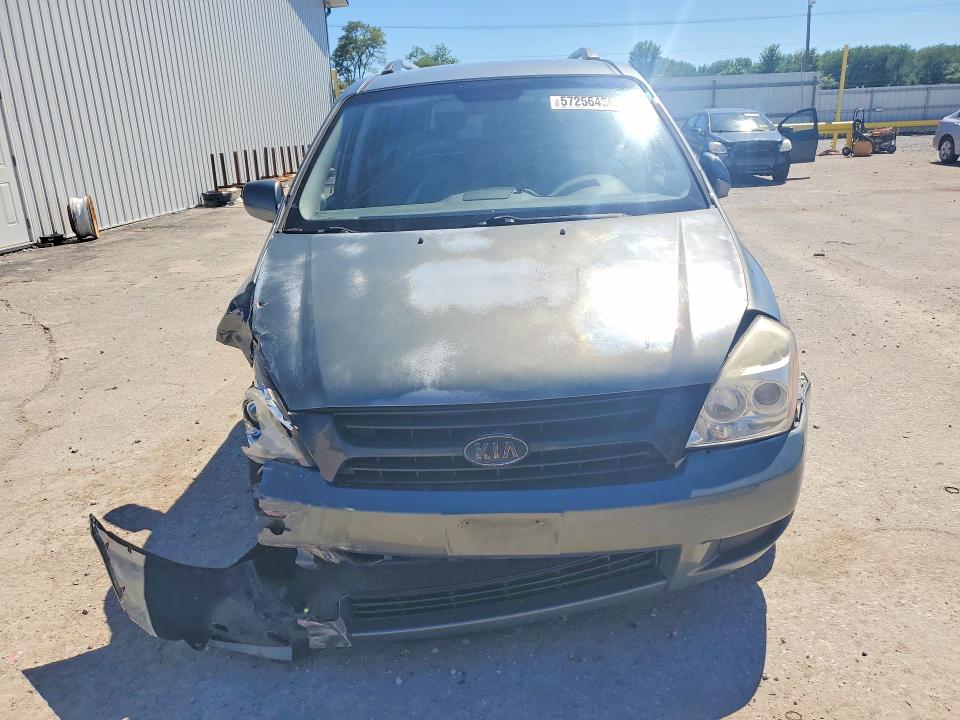 57256456 :رقم المزاد ، KNDMB233196313646 vin ، 2009 Kia Sedona مزاد بيع