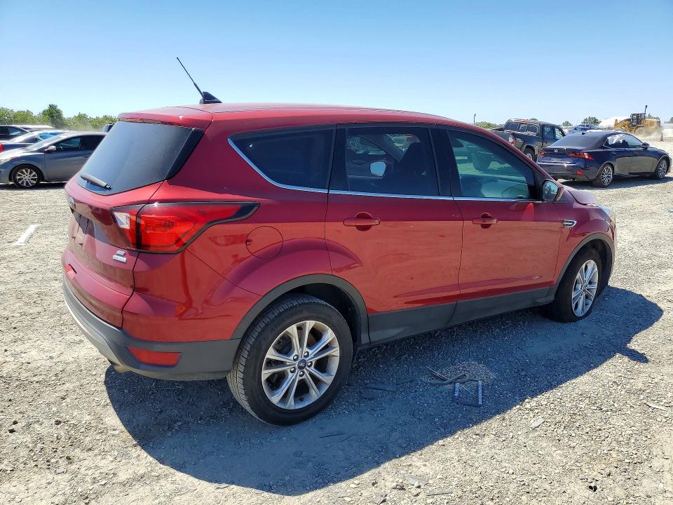 2019 Ford Escape მანქანა იყიდება აუქციონზე, vin: 1FMCU0GD0KUC55457, აუქციონის ნომერი: 57076066