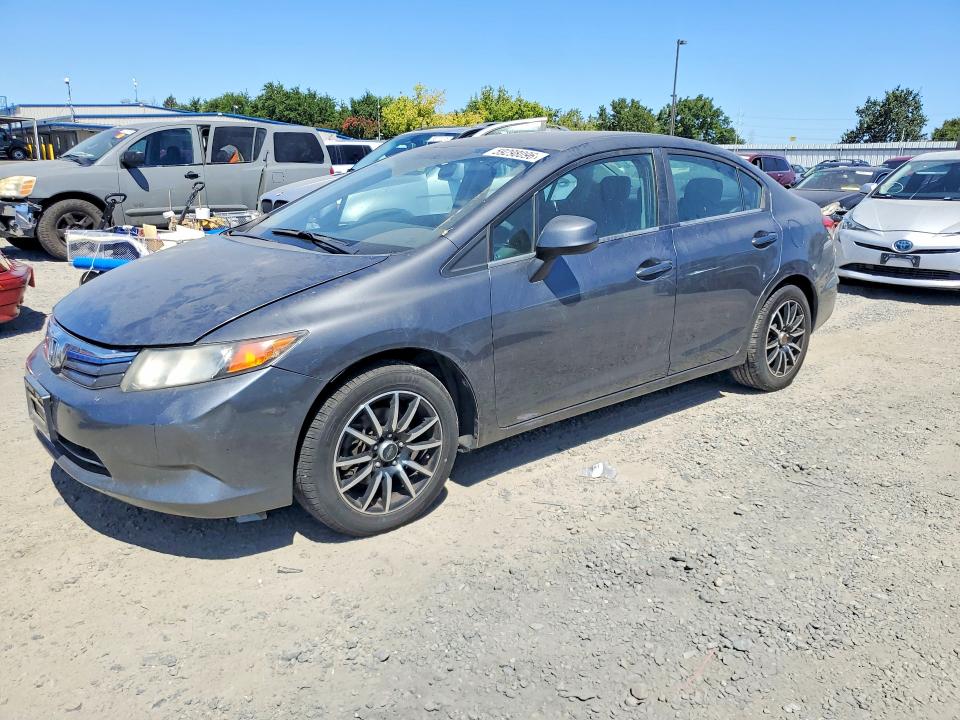 59298096 :رقم المزاد ، 2HGFB2F56DH577573 vin ، 2013 Honda Civic مزاد بيع