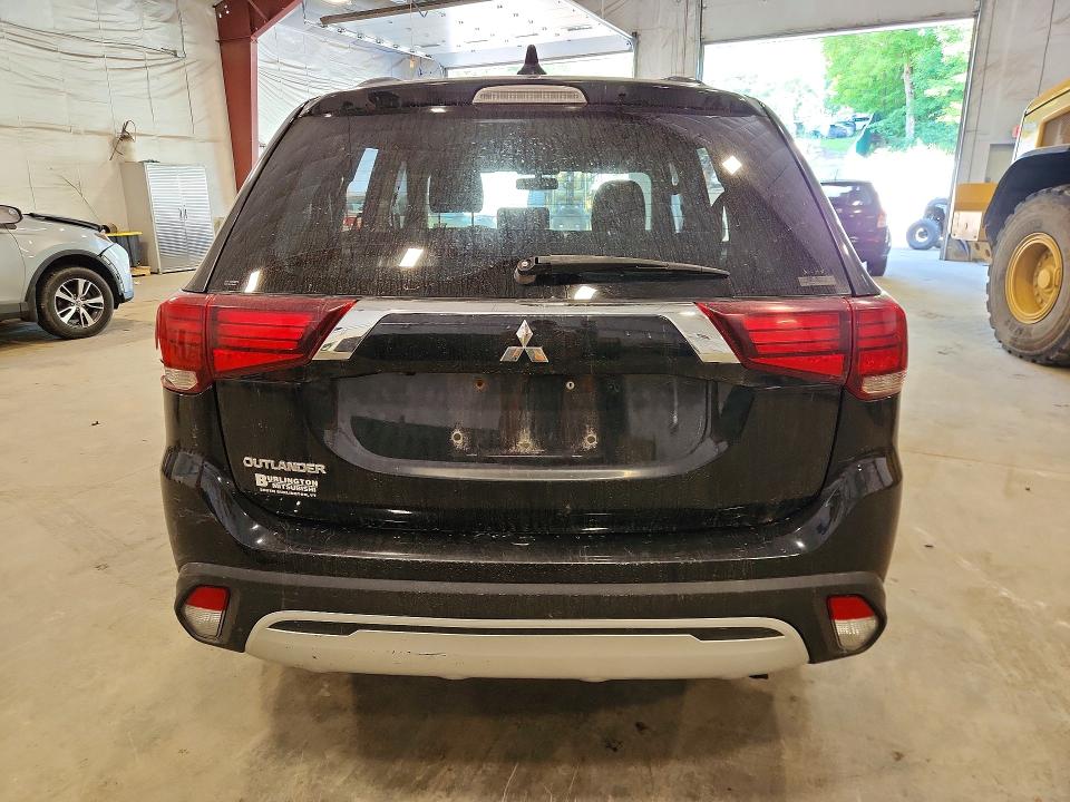 58816796 :رقم المزاد ، JA4AZ3A34LZ027684 vin ، 2020 Mitsubishi Outlander مزاد بيع