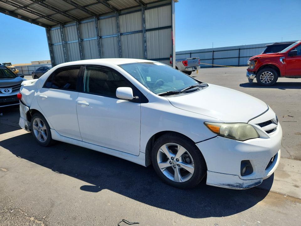 56286326 :رقم المزاد ، 5YFBU4EEXCP046423 vin ، 2012 Toyota Corolla مزاد بيع