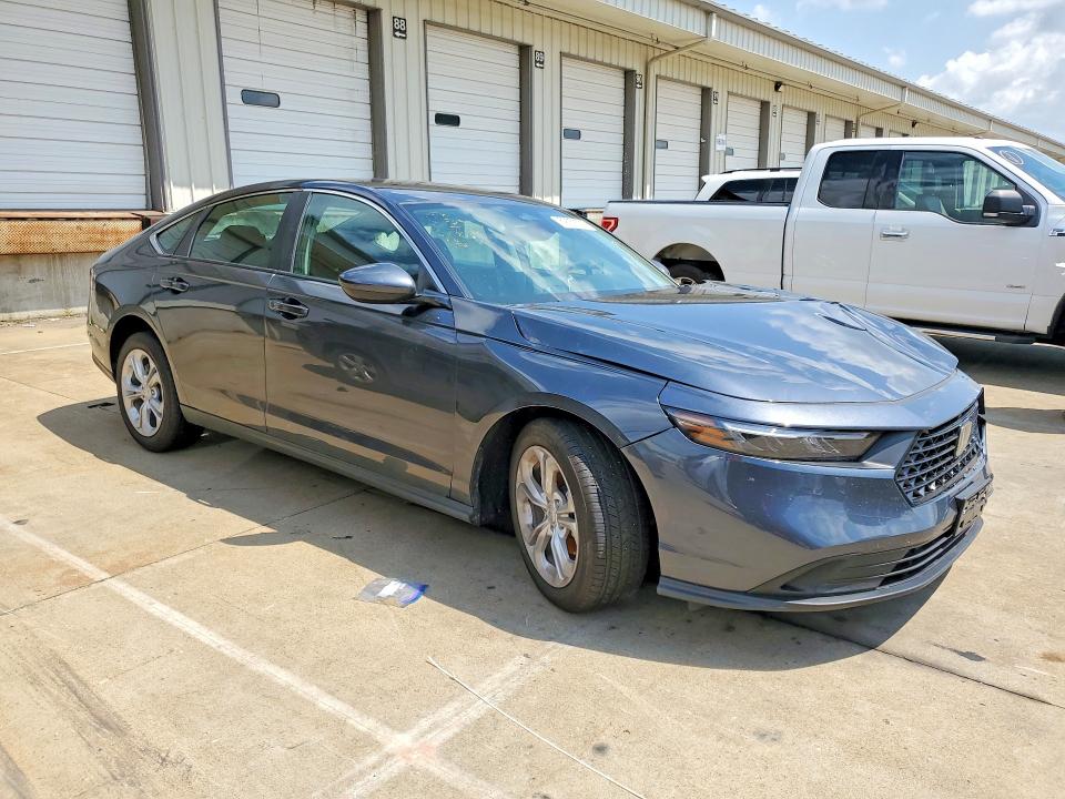 59059326 :رقم المزاد ، 1HGCY1F29TA003886 vin ، 2026 Honda Accord مزاد بيع