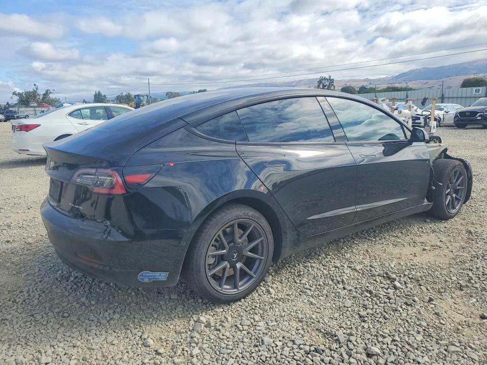 Продажа на аукционе авто 2021 Tesla Model 3, vin: 5YJ3E1EB1MF096517, номер лота: 55817236