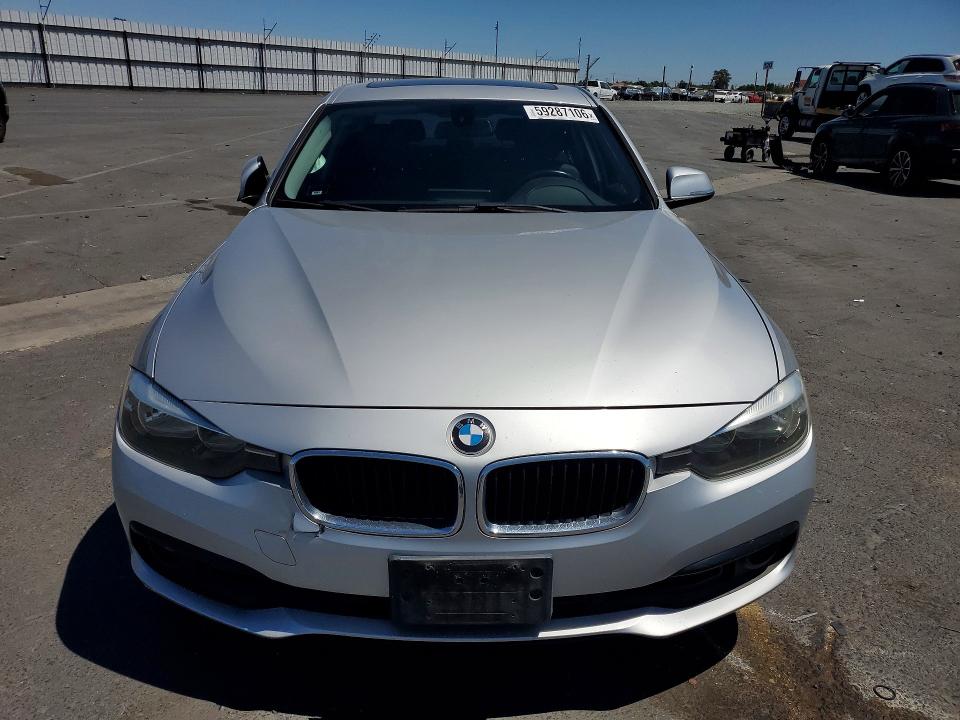 2017 Bmw 320 მანქანა იყიდება აუქციონზე, vin: WBA8E1G56HNU14875, აუქციონის ნომერი: 59287106