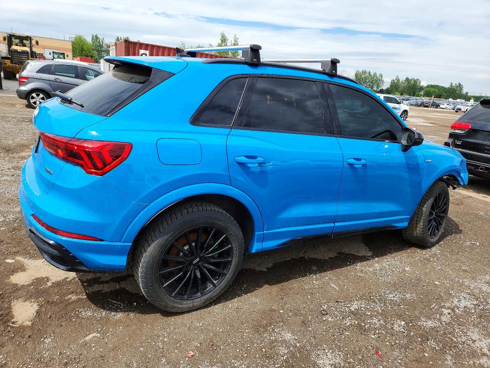58561826 :رقم المزاد ، WA1EECF30M1002044 vin ، 2021 Audi Q3 مزاد بيع