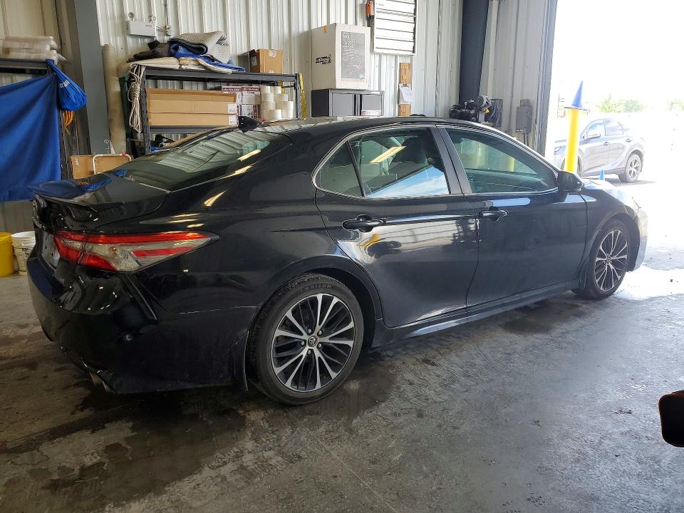 Aukcja sprzedaży 2018 Toyota Camry, vin: 4T1B11HK8JU038079, numer aukcji: 58071566