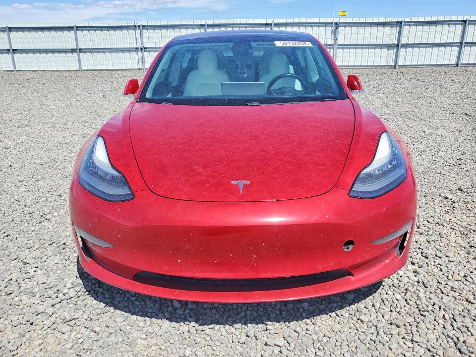 59132236 :رقم المزاد ، 5YJ3E1EB7KF192648 vin ، 2019 Tesla Model 3 مزاد بيع