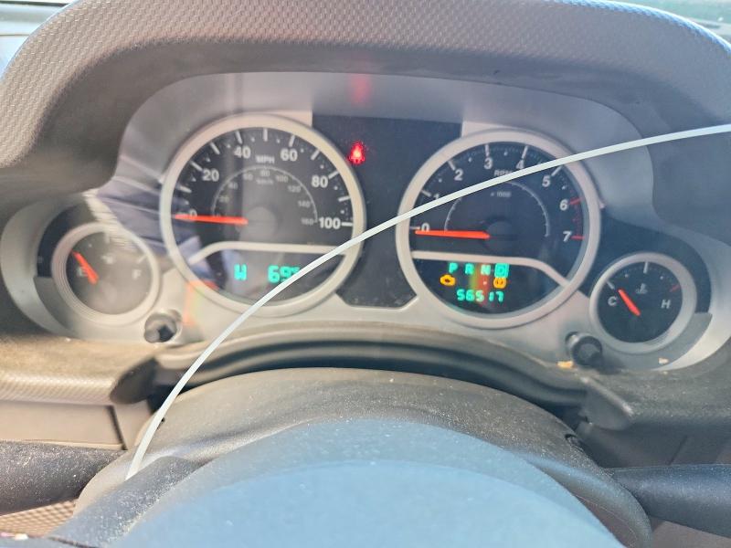 55071476 :رقم المزاد ، 1J4BA5H13AL111071 vin ، 2010 Jeep Wrangler Unlimited مزاد بيع