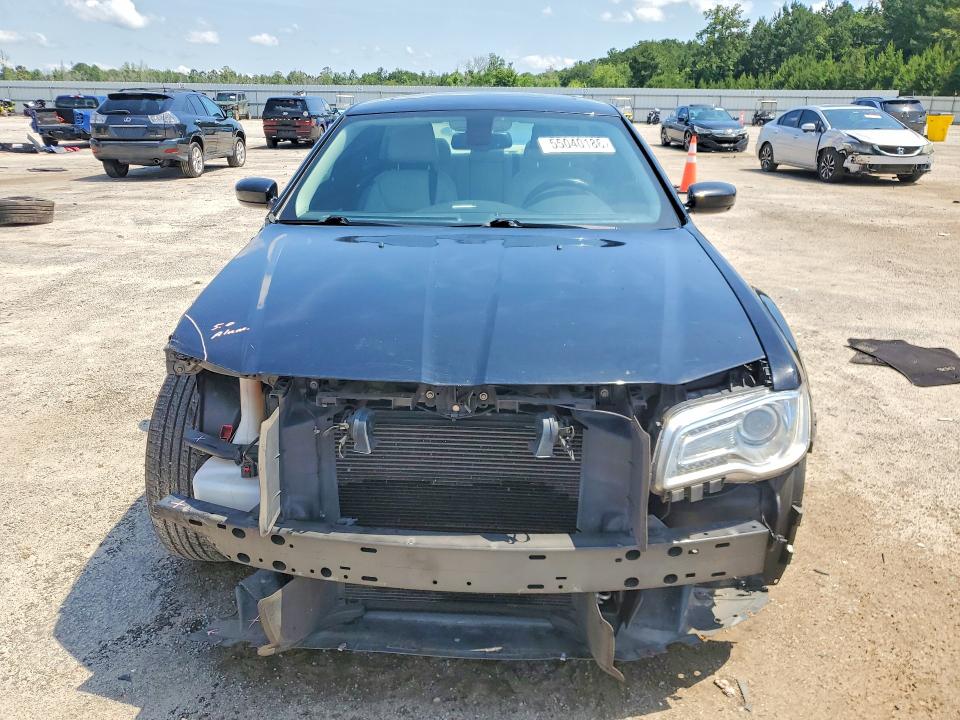 Продажа на аукционе авто 2015 Chrysler 300, vin: 2C3CCAAG7FH864378, номер лота: 55040186