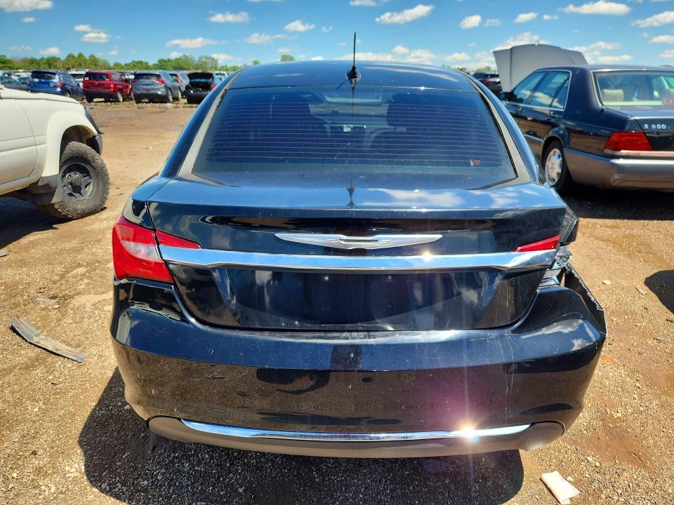 56870266 :رقم المزاد ، 1C3CCBABXEN208367 vin ، 2014 Chrysler 200 مزاد بيع