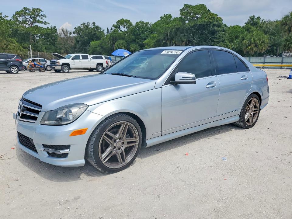 57894356 :رقم المزاد ، WDDGF4HBXEA957897 vin ، 2014 Mercedes-benz C مزاد بيع
