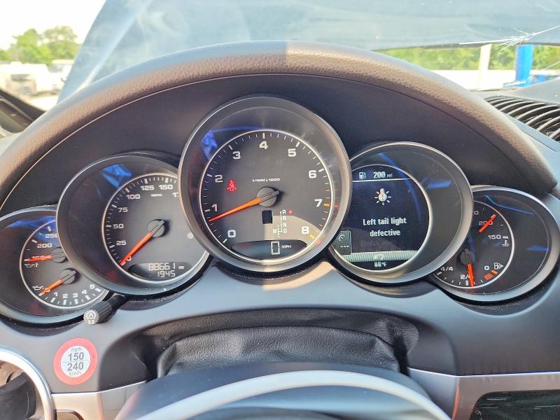 54926806 :رقم المزاد ، WP1AA2A29HKA80782 vin ، 2017 Porsche Cayenne مزاد بيع